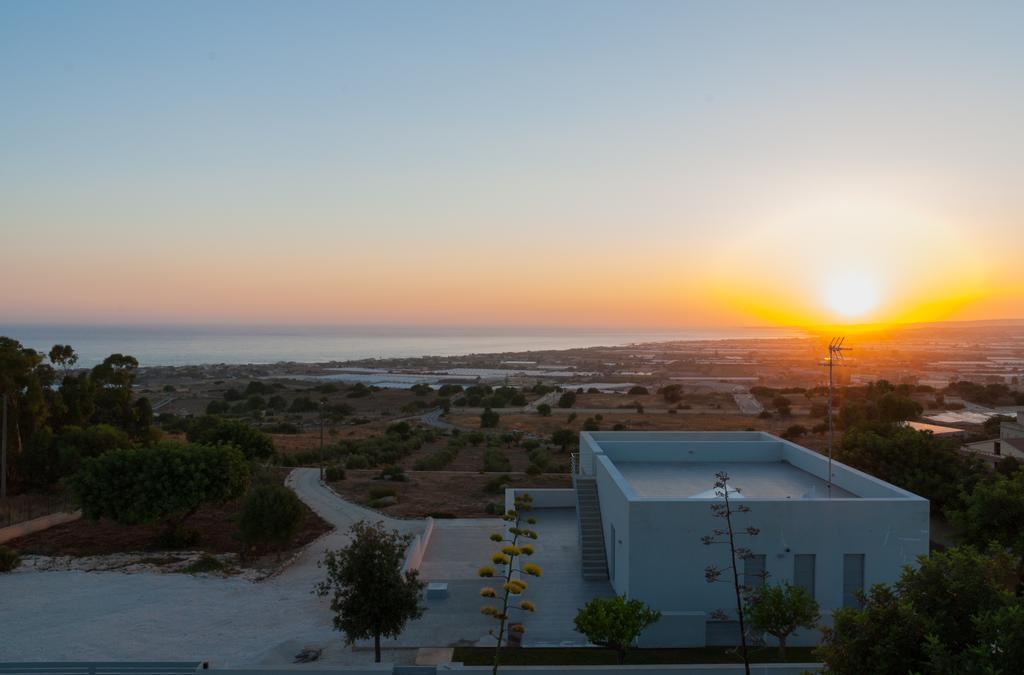 Surra Mediterranean Apartments Scicli Exterior photo