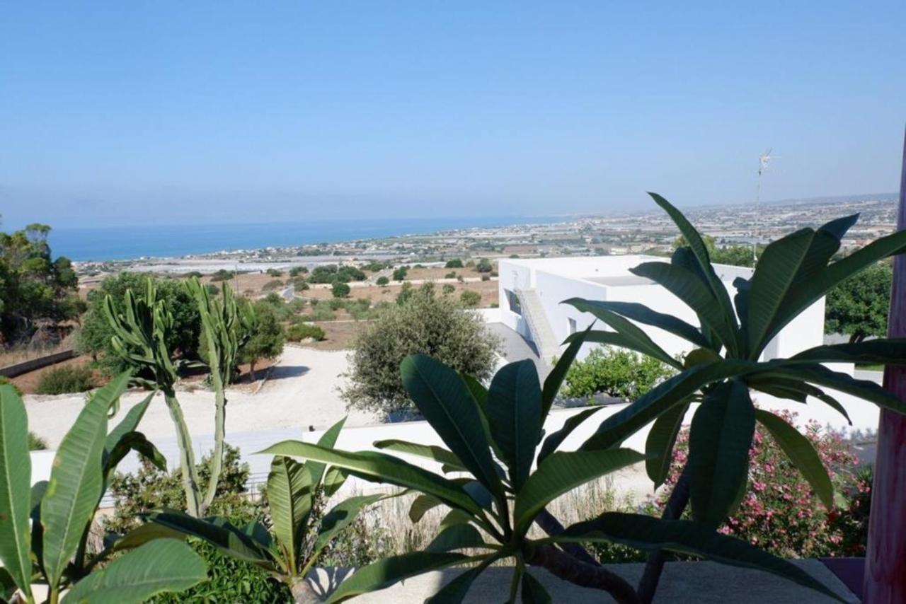 Surra Mediterranean Apartments Scicli Exterior photo